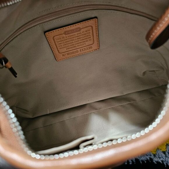 Coach Y2K Large Hamptons Clip Shoulder Bag in Signature Optic Monogram Purse - Picture 6 of 7